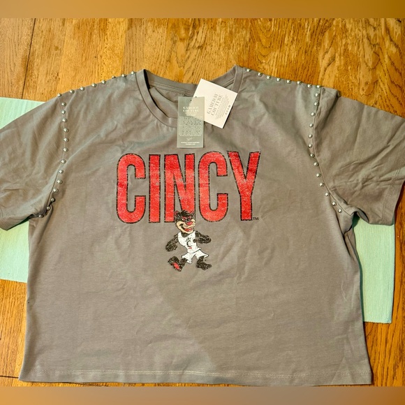University of Cincinnati Women’s XXL Gameday Couture t-shirt - Picture 1 of 4
